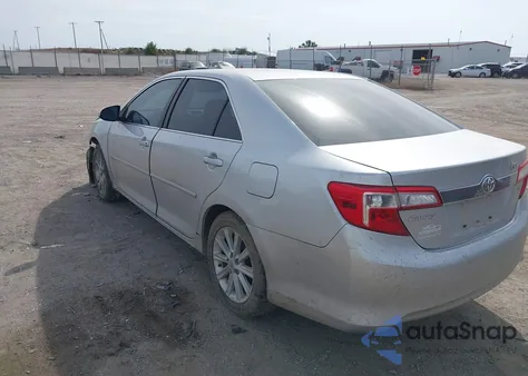 2012 Toyota Camry Xle z USA, uszkodzony, nr VIN 4T1BF1FK5CU063514